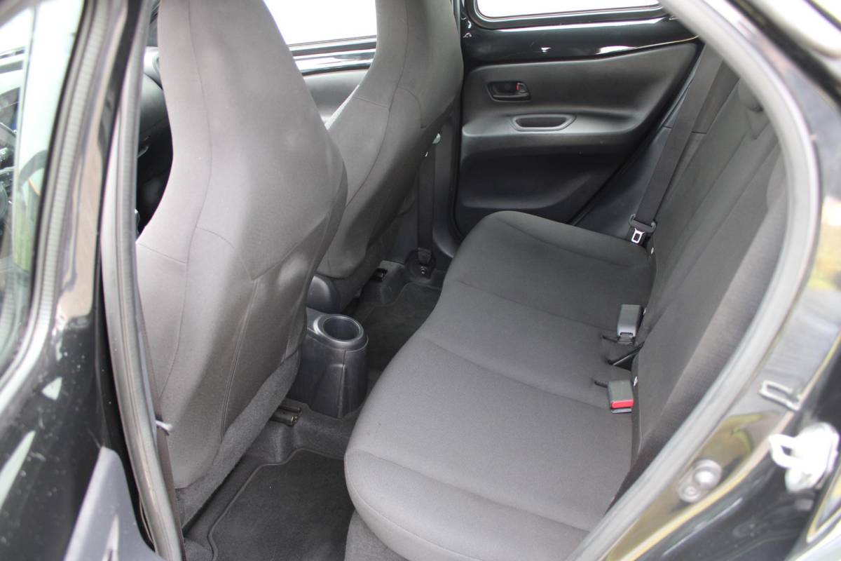 Toyota Aygo Toyota Aygo X 1.0 VVT-i MT Play | Incl. 12 maanden garantie | Adaptieve cruise control | Apple carplay/Android auto | Lane assist | Airco | Parkeercamera |