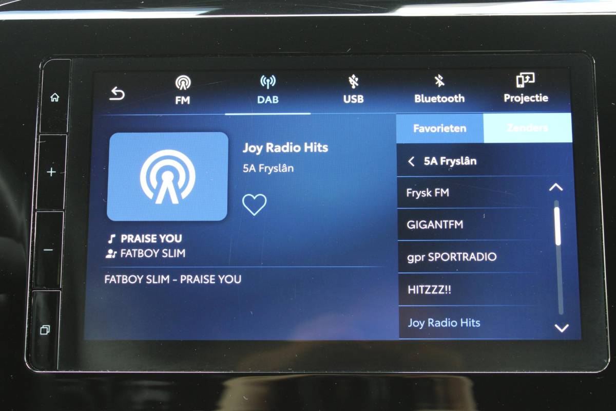 Toyota Aygo Toyota Aygo X 1.0 VVT-i MT Play | Incl. 12 maanden garantie | Adaptieve cruise control | Apple carplay/Android auto | Lane assist | Airco | Parkeercamera |