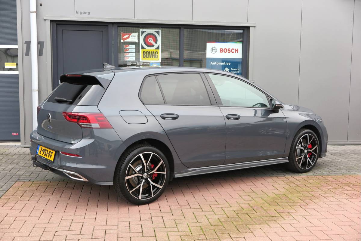 Volkswagen Golf Volkswagen Golf 1.4 eHybrid 245pk GTE  ,SOH 93%. Trekhaak afneembaar,ACC, PDC, Virtual cockpit,Navi, DAB+ , Carplay , Zwarte hemelbekleding, 18″LMV etc.