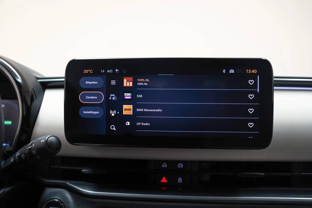 Fiat 600e Fiat 600e La Prima 54 kWh 3-Fase [ Massage Stoel Navi Camera Apple / Android Leder Stoelverwarming ]