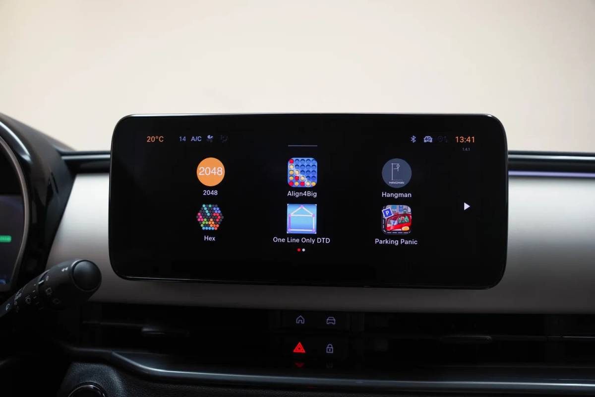 Fiat 600e Fiat 600e La Prima 54 kWh 3-Fase [ Massage Stoel Navi Camera Apple / Android Leder Stoelverwarming ]