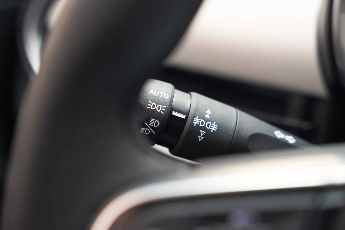 Fiat 600e Fiat 600e La Prima 54 kWh 3-Fase [ Massage Stoel Navi Camera Apple / Android Leder Stoelverwarming ]