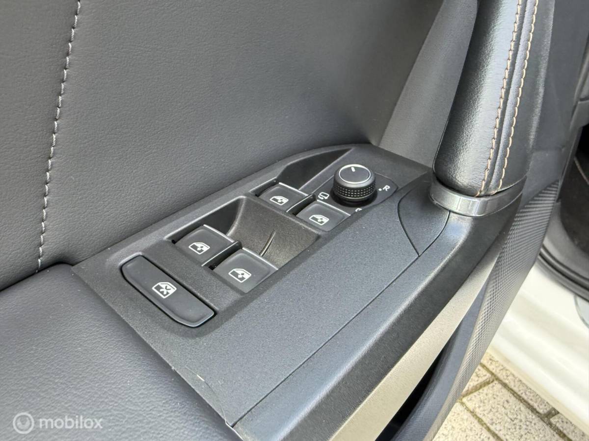 CUPRA Leon Sportstourer CUPRA Leon Sportstourer 1.4 e-Hybrid VZ LED/Winterpack/FULL-LED