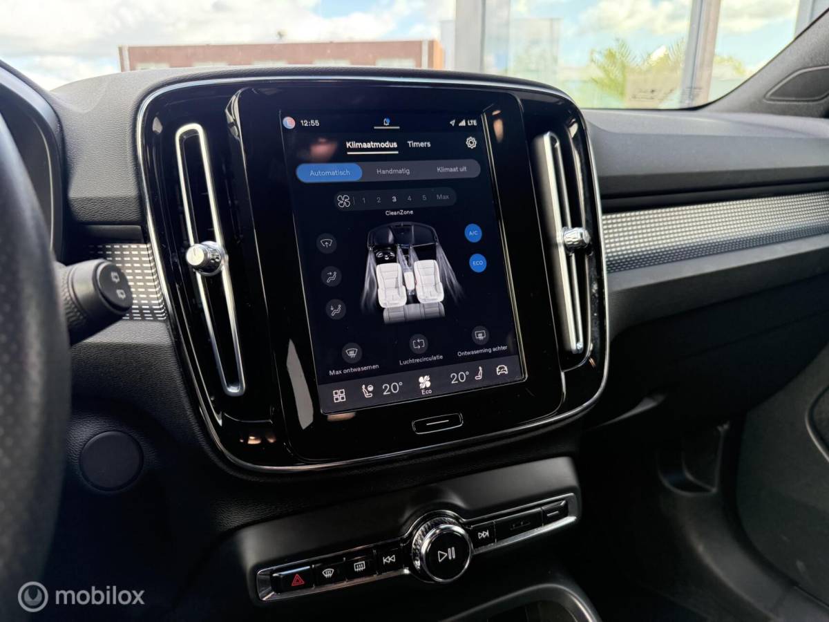 Volvo XC40 Volvo XC40 Recharge P8 AWD R-Design Camera/Winterpack/Carplay