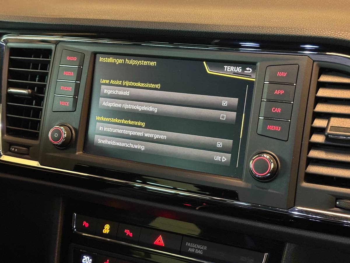SEAT Ateca Seat Ateca 1.4 EcoTSI AUTOMAAT XCELLENCE|360° CAMERA|NAVIGATIE|ADAPTIVE CRUISE CONTROL|APPLE CARPLAY/ANDROID AUTO|LED|PARK ASSIST