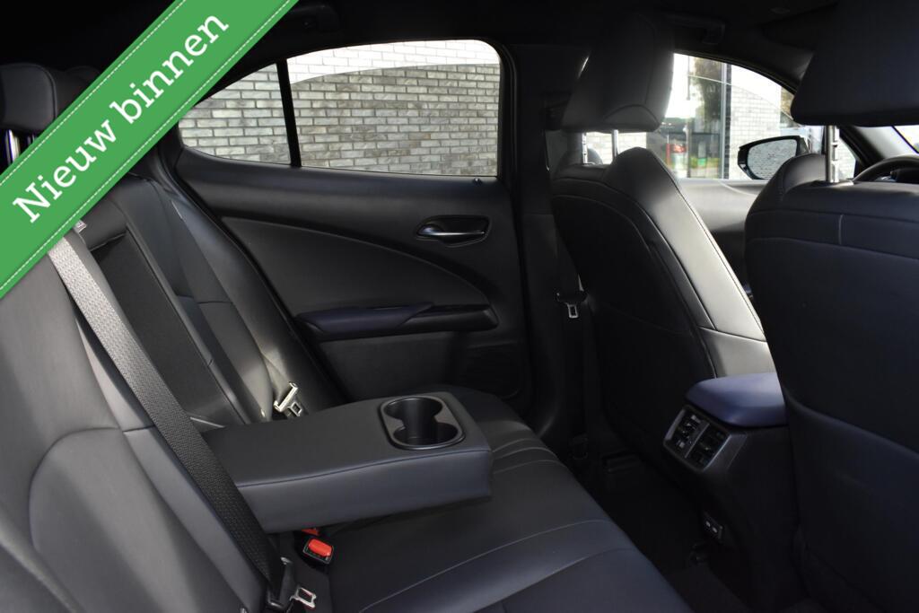 Lexus UX Lexus UX 250h Midnight Edition ACC/BLIND SPOT/ELEK. A KLEP/ETC.!