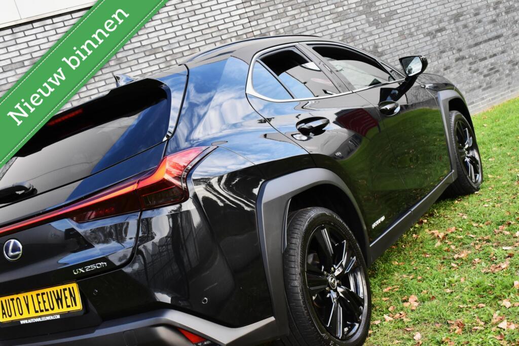 Lexus UX Lexus UX 250h Midnight Edition ACC/BLIND SPOT/ELEK. A KLEP/ETC.!