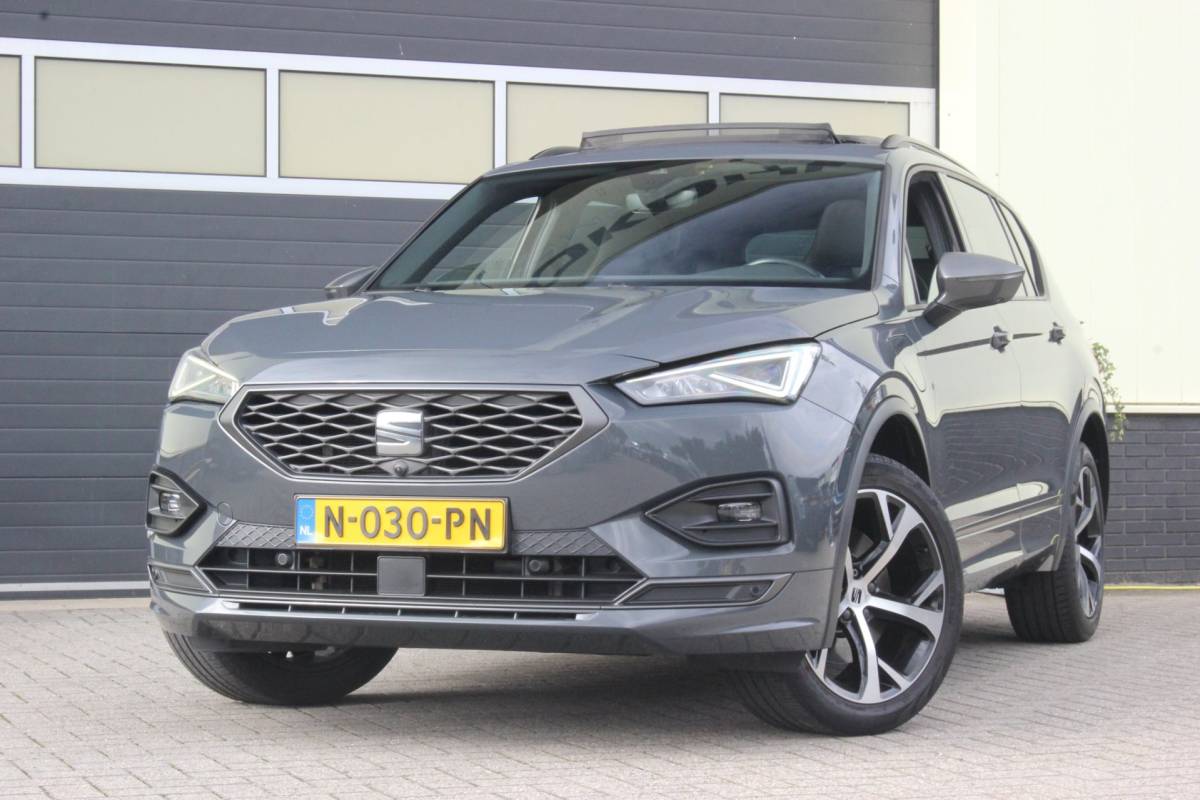 SEAT Tarraco Seat Tarraco 1.4 TSI e-Hybrid PHEV FR Business Intense | Trekhaak | Dak