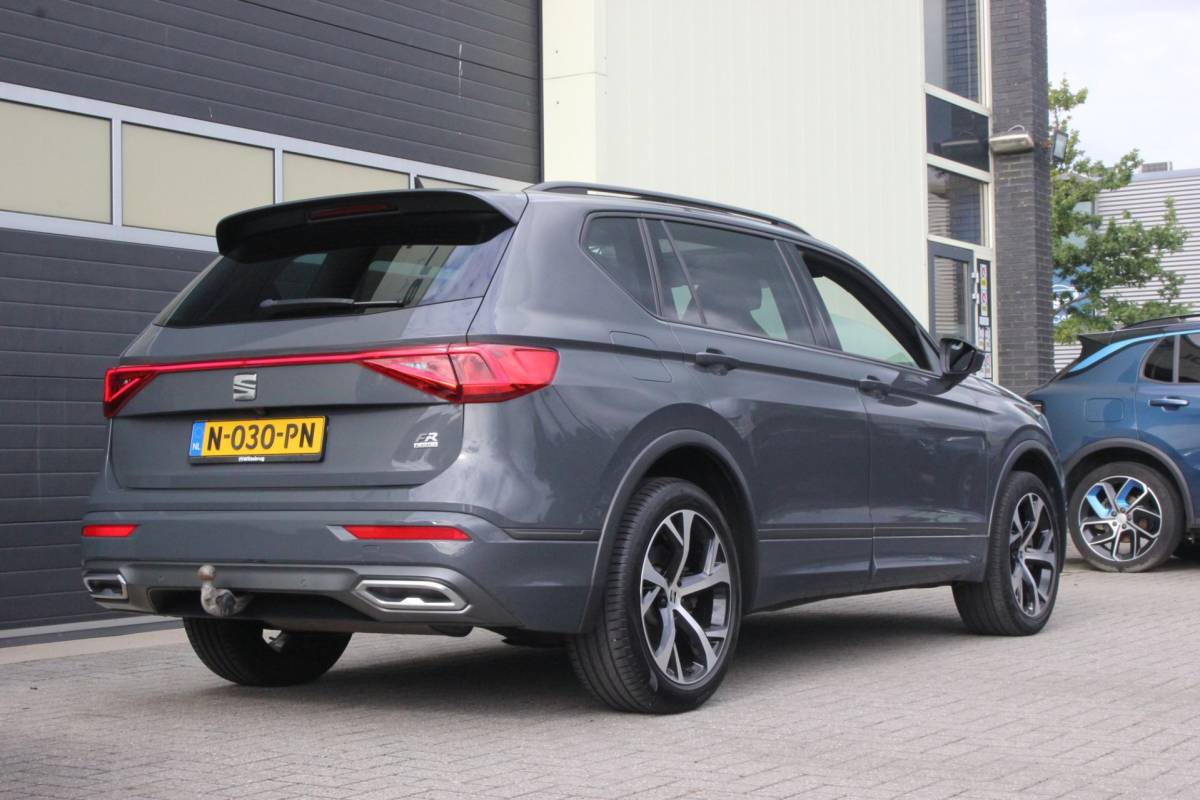 SEAT Tarraco Seat Tarraco 1.4 TSI e-Hybrid PHEV FR Business Intense | Trekhaak | Dak