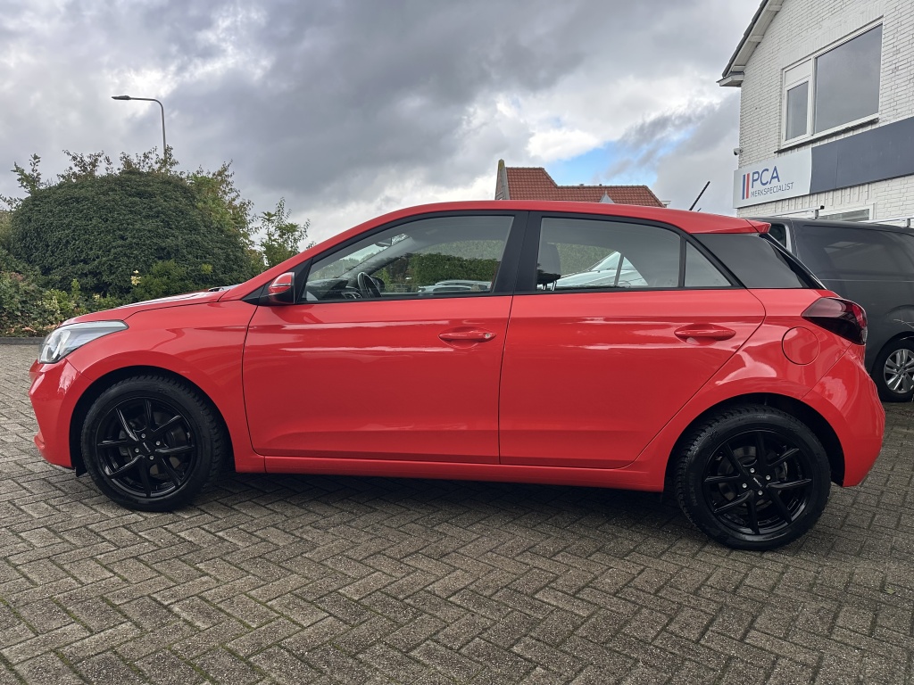 Hyundai i20 Hyundai i20 1.0 T-GDI Comfort | Achteruitrijcamera | Apple CarPlay |