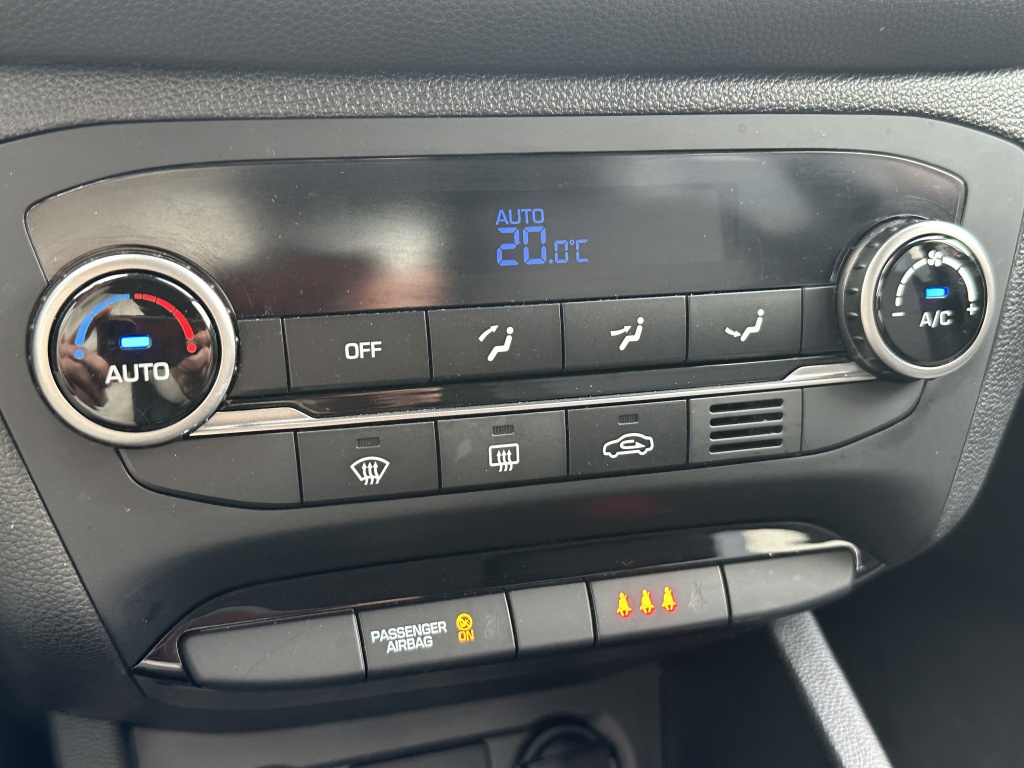 Hyundai i20 Hyundai i20 1.0 T-GDI Comfort | Achteruitrijcamera | Apple CarPlay |