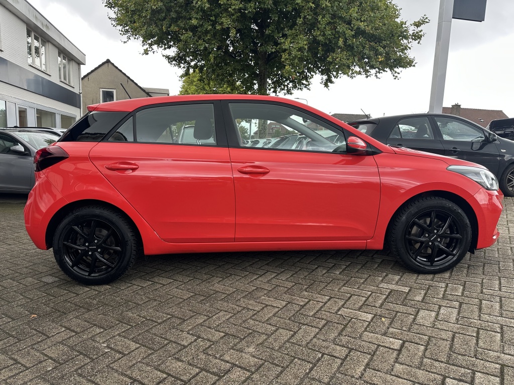Hyundai i20 Hyundai i20 1.0 T-GDI Comfort | Achteruitrijcamera | Apple CarPlay |