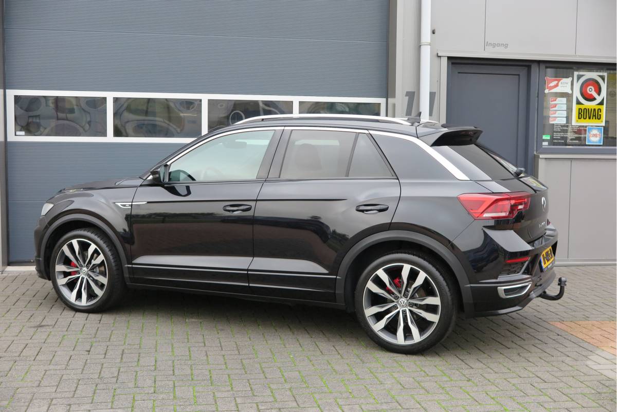 Volkswagen T-Roc Volkswagen T-Roc 1.5 TSI  150pk DSG Sport Business R-Line ,Led,Trekhaak ,Navi, Achteruitrijcamera, Virtual cockpit, DAB+ , PDC, LMV19″ ,Electr. achterklep, Carplay etc.