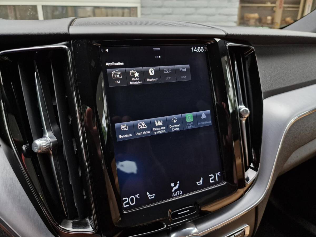 Volvo XC60 Volvo XC60 2.0 B5 251PK Inscription|Trekhaak|ACC|Clima|Carplay|Camera