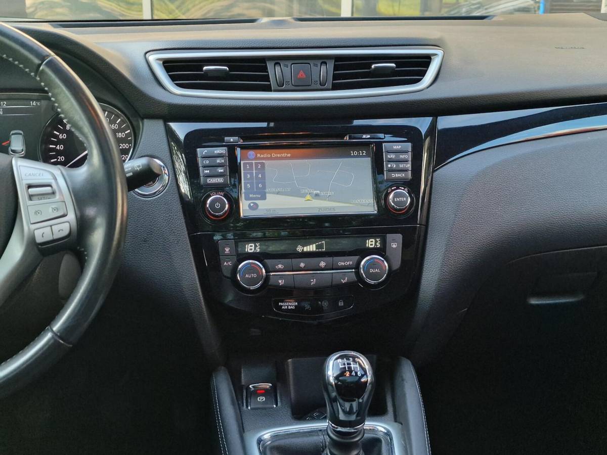 Nissan QASHQAI Nissan Qashqai 1.2 N-Vision|Pano|Trekhaak|Clima|360-Camera|62.996KM