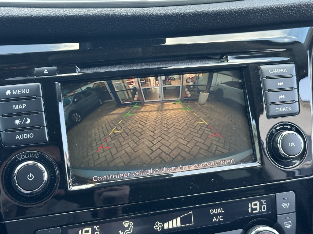 Nissan QASHQAI Nissan Qashqai 1.3 DIG-T N-Connecta