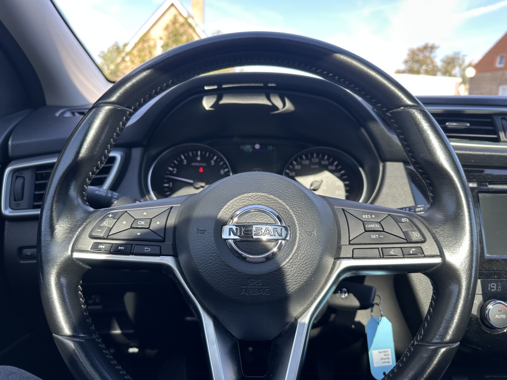 Nissan QASHQAI Nissan Qashqai 1.3 DIG-T N-Connecta