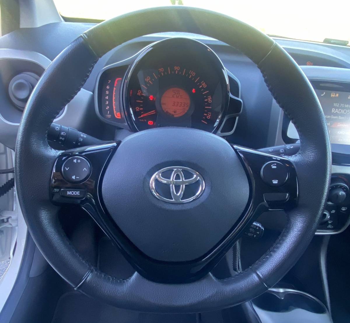 Toyota Aygo Toyota Aygo 1.0 VVT-i x-now/ Camera/ AC/ Navi/ Carplay/ Elec. spiegels