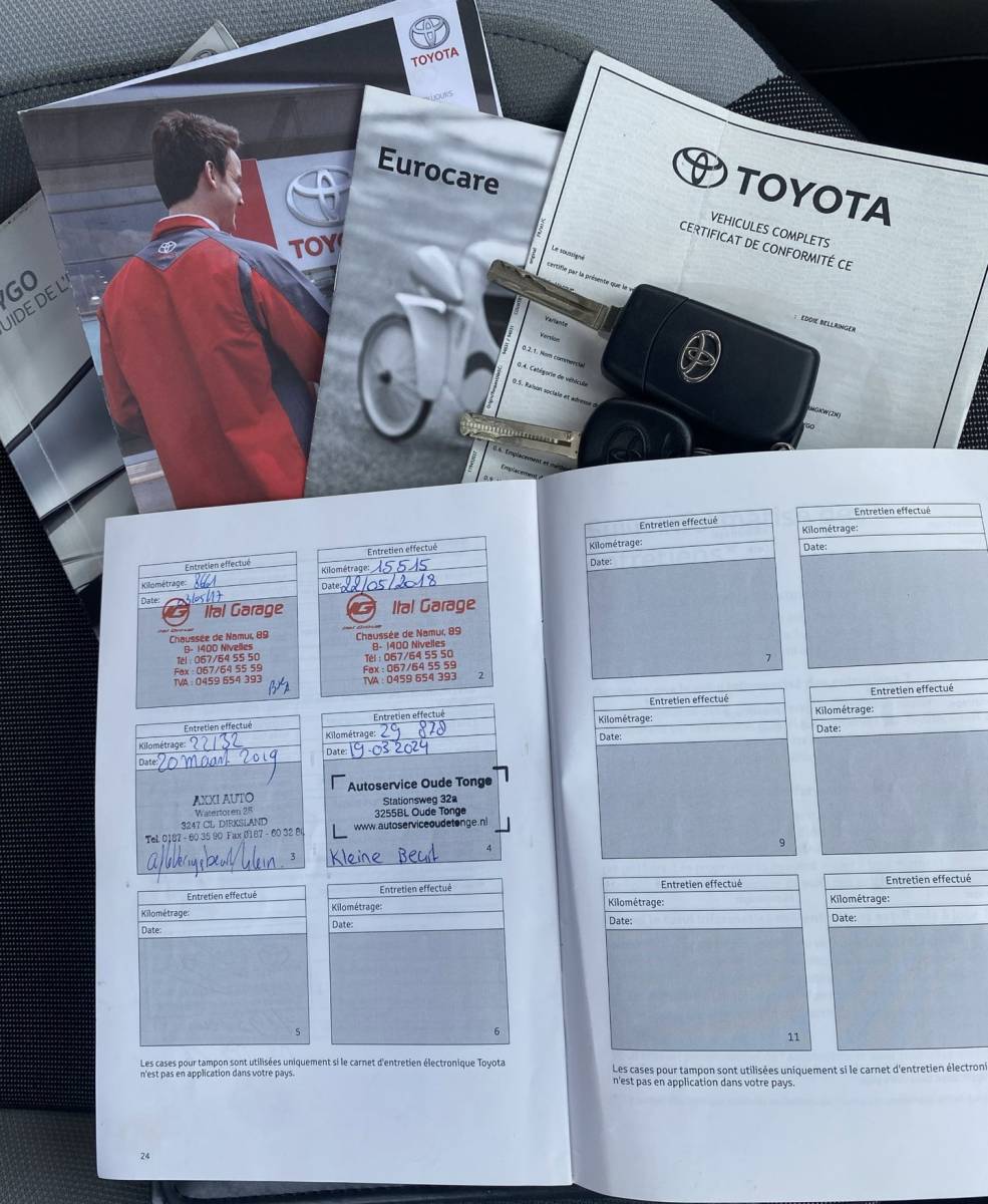 Toyota Aygo Toyota Aygo 1.0 VVT-i x-now/ Camera/ AC/ Navi/ Carplay/ Elec. spiegels