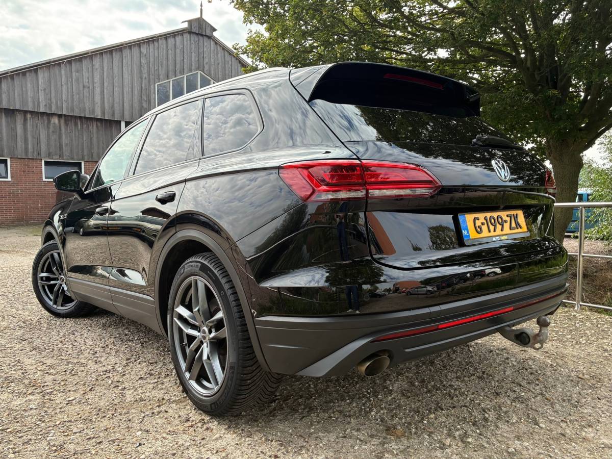 Volkswagen Touareg Volkswagen Touareg 3.0 TDI | Xenon + Carplay + Leder nu €27.975,-!!