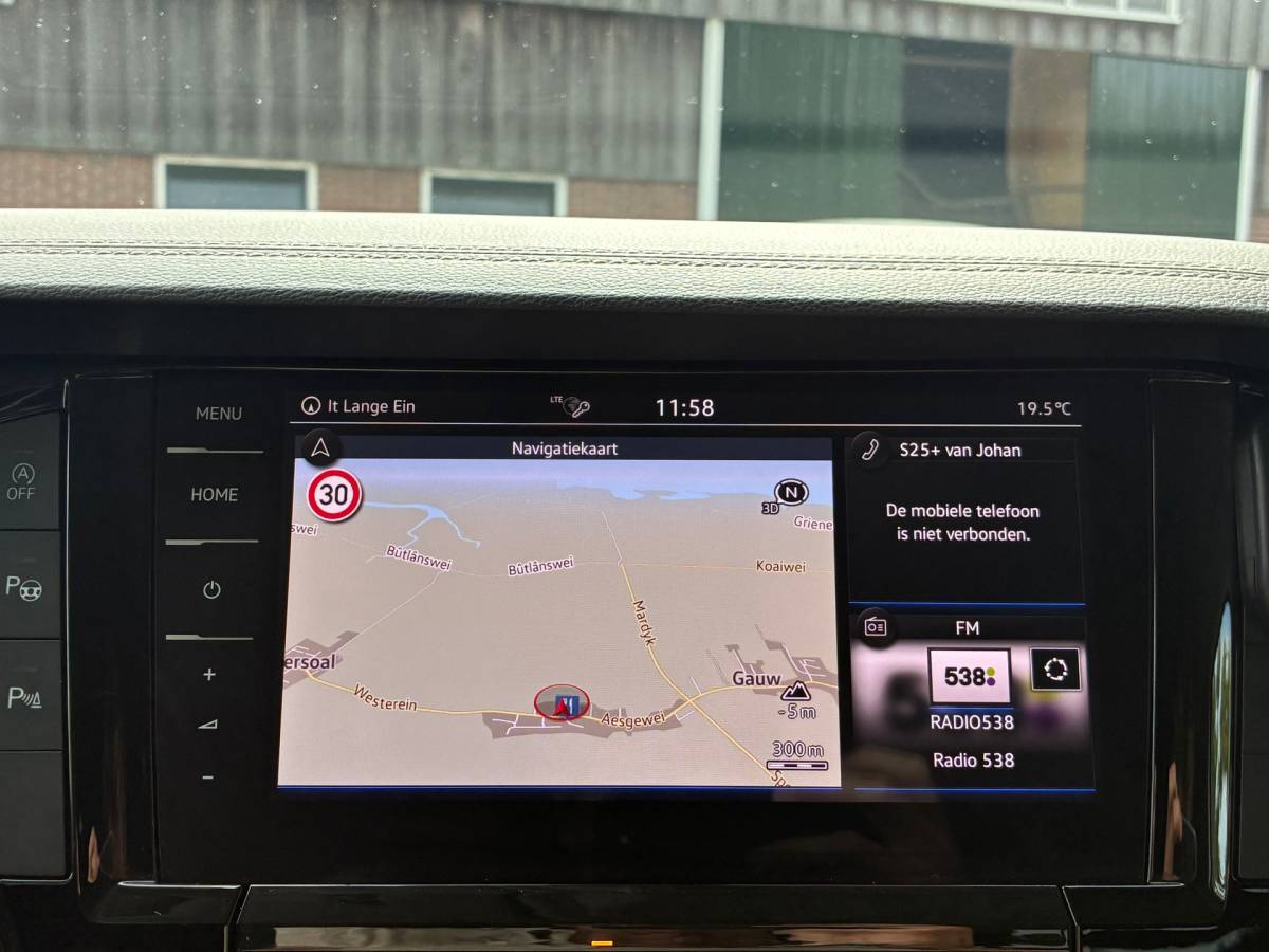 Volkswagen Touareg Volkswagen Touareg 3.0 TDI | Xenon + Carplay + Leder nu €27.975,-!!