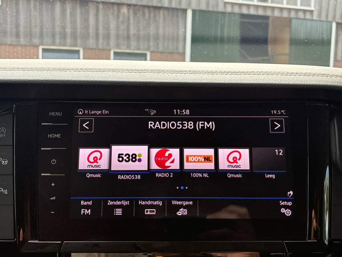 Volkswagen Touareg Volkswagen Touareg 3.0 TDI | Xenon + Carplay + Leder nu €27.975,-!!