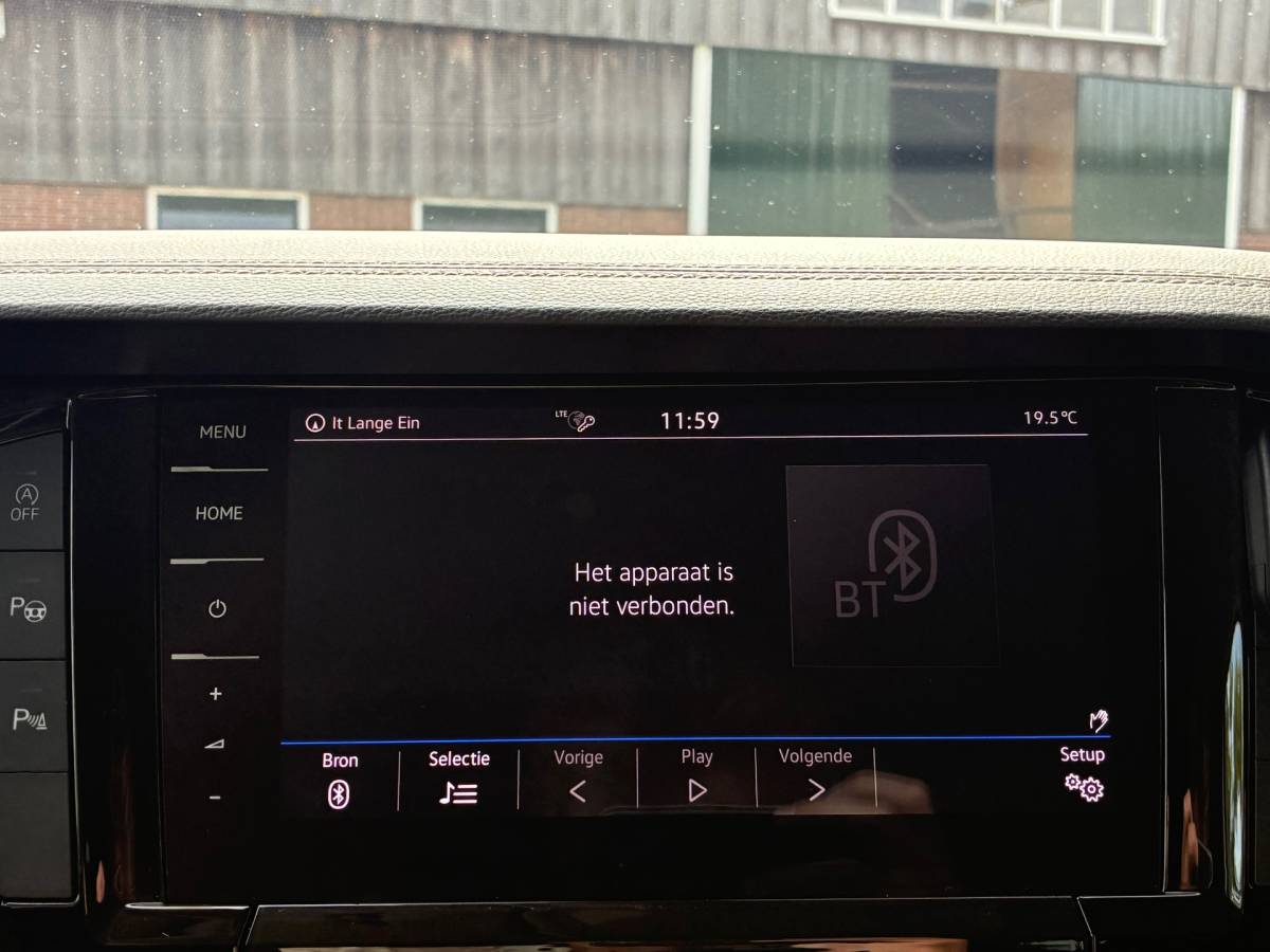 Volkswagen Touareg Volkswagen Touareg 3.0 TDI | Xenon + Carplay + Leder nu €27.975,-!!