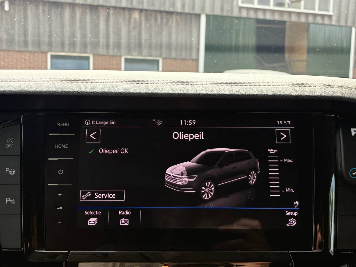 Volkswagen Touareg Volkswagen Touareg 3.0 TDI | Xenon + Carplay + Leder nu €27.975,-!!