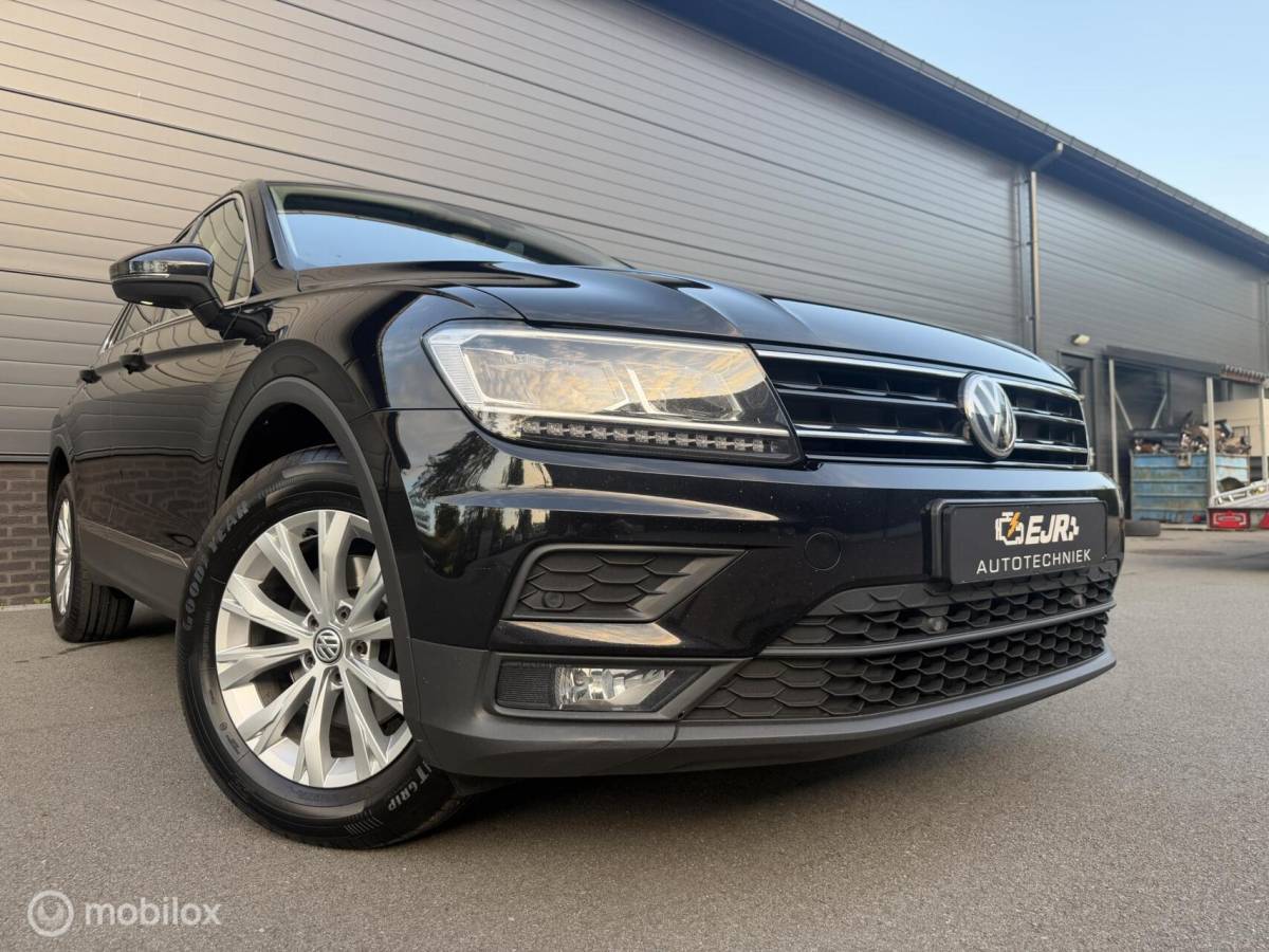 Volkswagen Tiguan Volkswagen Tiguan 1.4 TSI ACT DSG CFL CLIMA*ADABCRUISE*CARPLAY*PDC