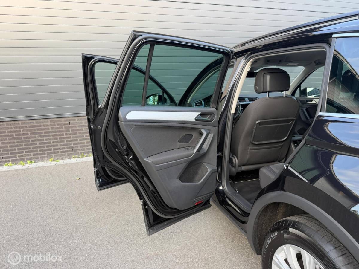 Volkswagen Tiguan Volkswagen Tiguan 1.4 TSI ACT DSG CFL CLIMA*ADABCRUISE*CARPLAY*PDC