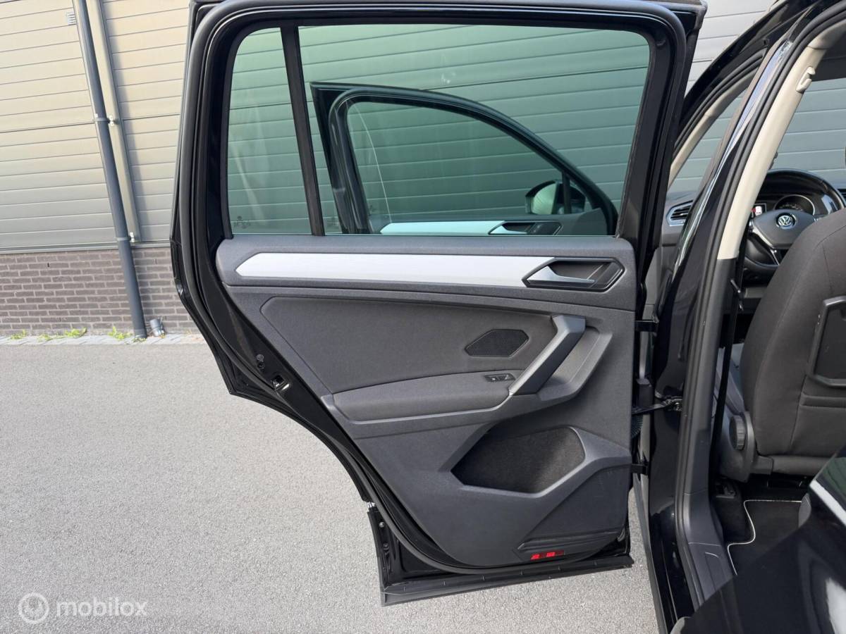 Volkswagen Tiguan Volkswagen Tiguan 1.4 TSI ACT DSG CFL CLIMA*ADABCRUISE*CARPLAY*PDC