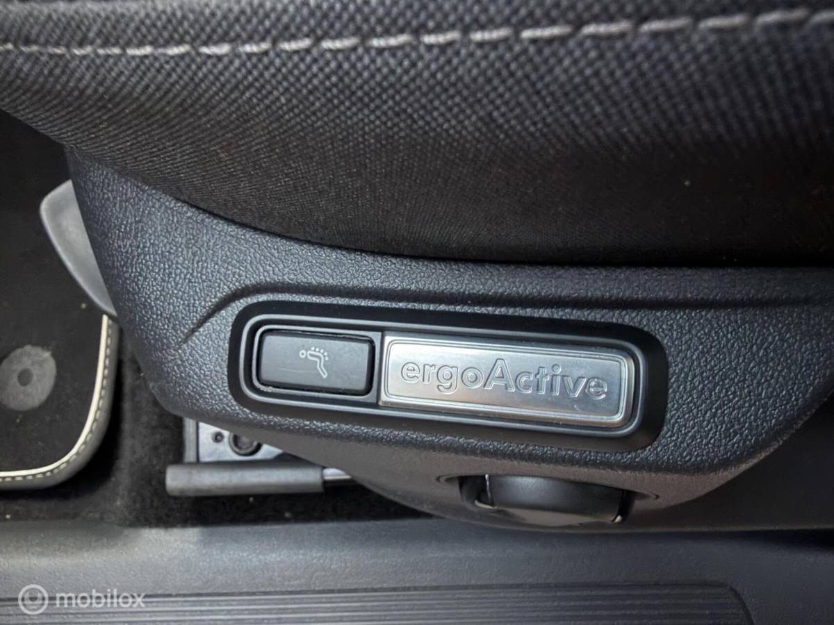Volkswagen Tiguan Volkswagen Tiguan 1.4 TSI ACT DSG CFL CLIMA*ADABCRUISE*CARPLAY*PDC