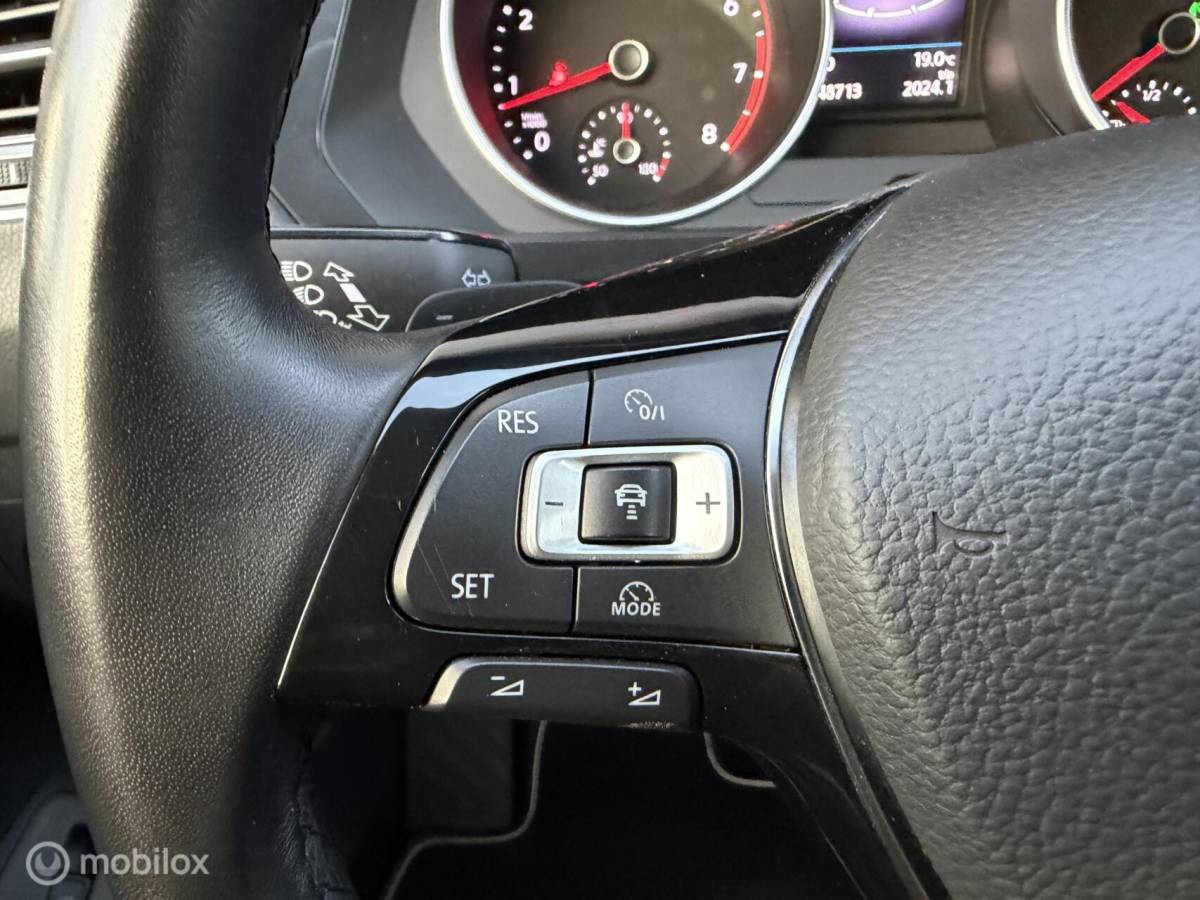 Volkswagen Tiguan Volkswagen Tiguan 1.4 TSI ACT DSG CFL CLIMA*ADABCRUISE*CARPLAY*PDC