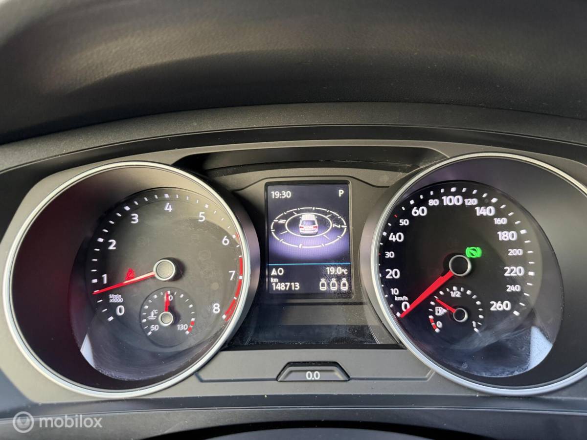 Volkswagen Tiguan Volkswagen Tiguan 1.4 TSI ACT DSG CFL CLIMA*ADABCRUISE*CARPLAY*PDC