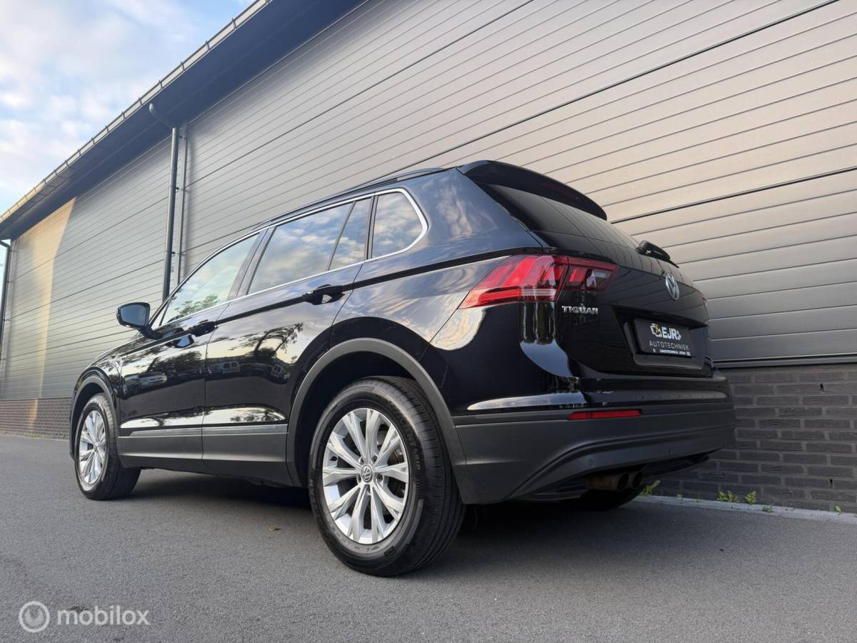 Volkswagen Tiguan Volkswagen Tiguan 1.4 TSI ACT DSG CFL CLIMA*ADABCRUISE*CARPLAY*PDC