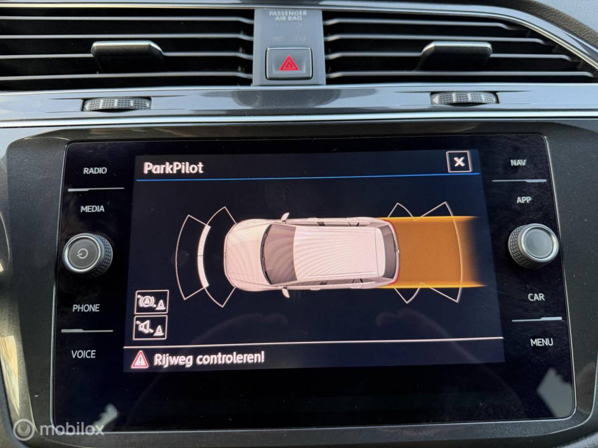 Volkswagen Tiguan Volkswagen Tiguan 1.4 TSI ACT DSG CFL CLIMA*ADABCRUISE*CARPLAY*PDC