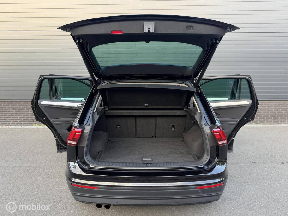 Volkswagen Tiguan Volkswagen Tiguan 1.4 TSI ACT DSG CFL CLIMA*ADABCRUISE*CARPLAY*PDC
