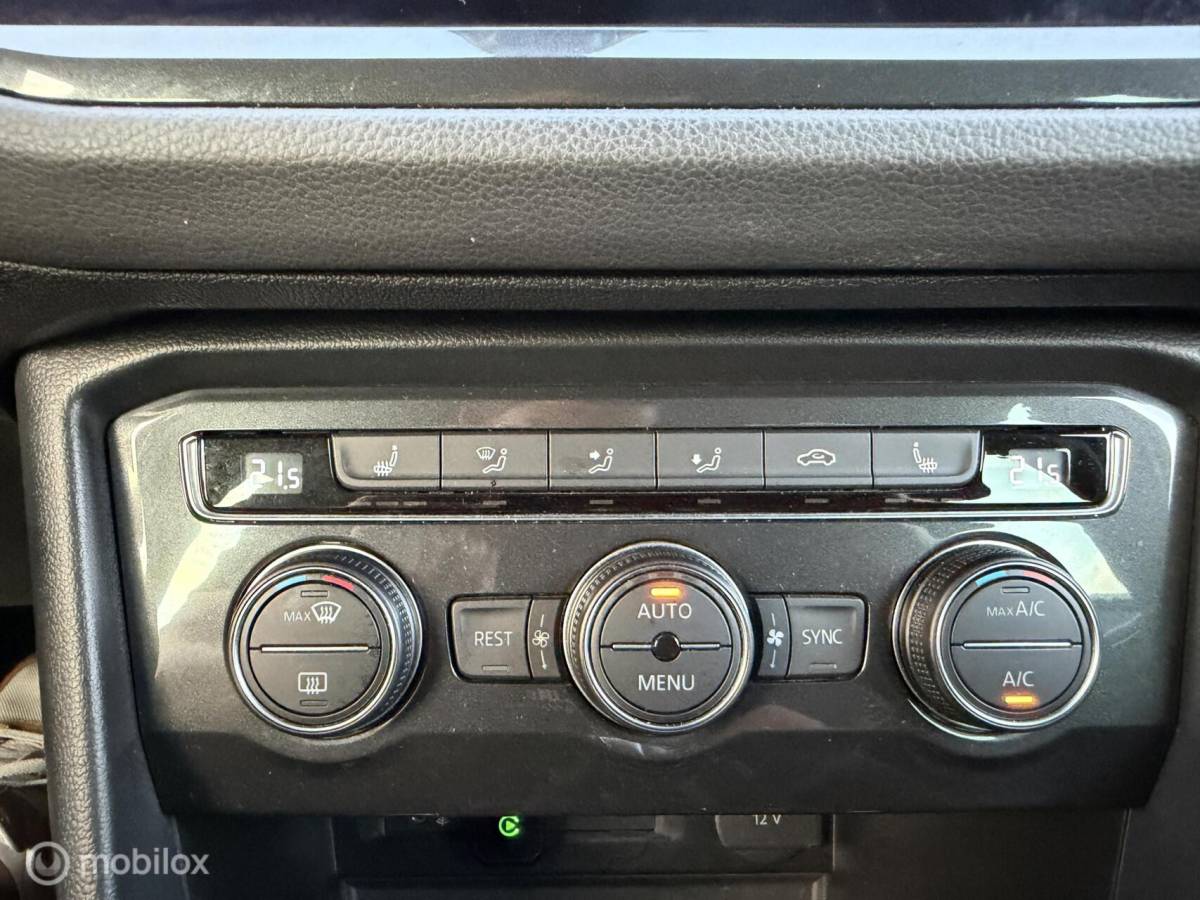 Volkswagen Tiguan Volkswagen Tiguan 1.4 TSI ACT DSG CFL CLIMA*ADABCRUISE*CARPLAY*PDC