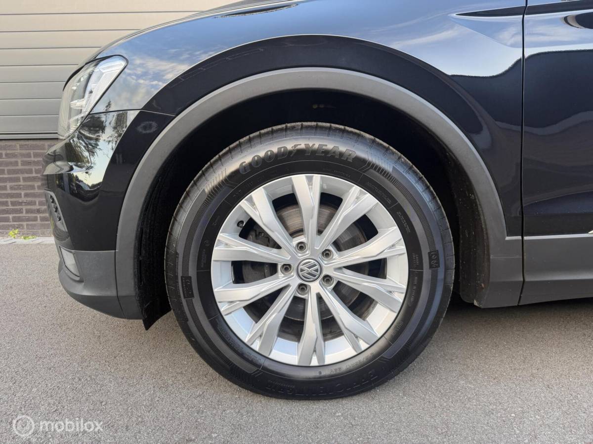 Volkswagen Tiguan Volkswagen Tiguan 1.4 TSI ACT DSG CFL CLIMA*ADABCRUISE*CARPLAY*PDC