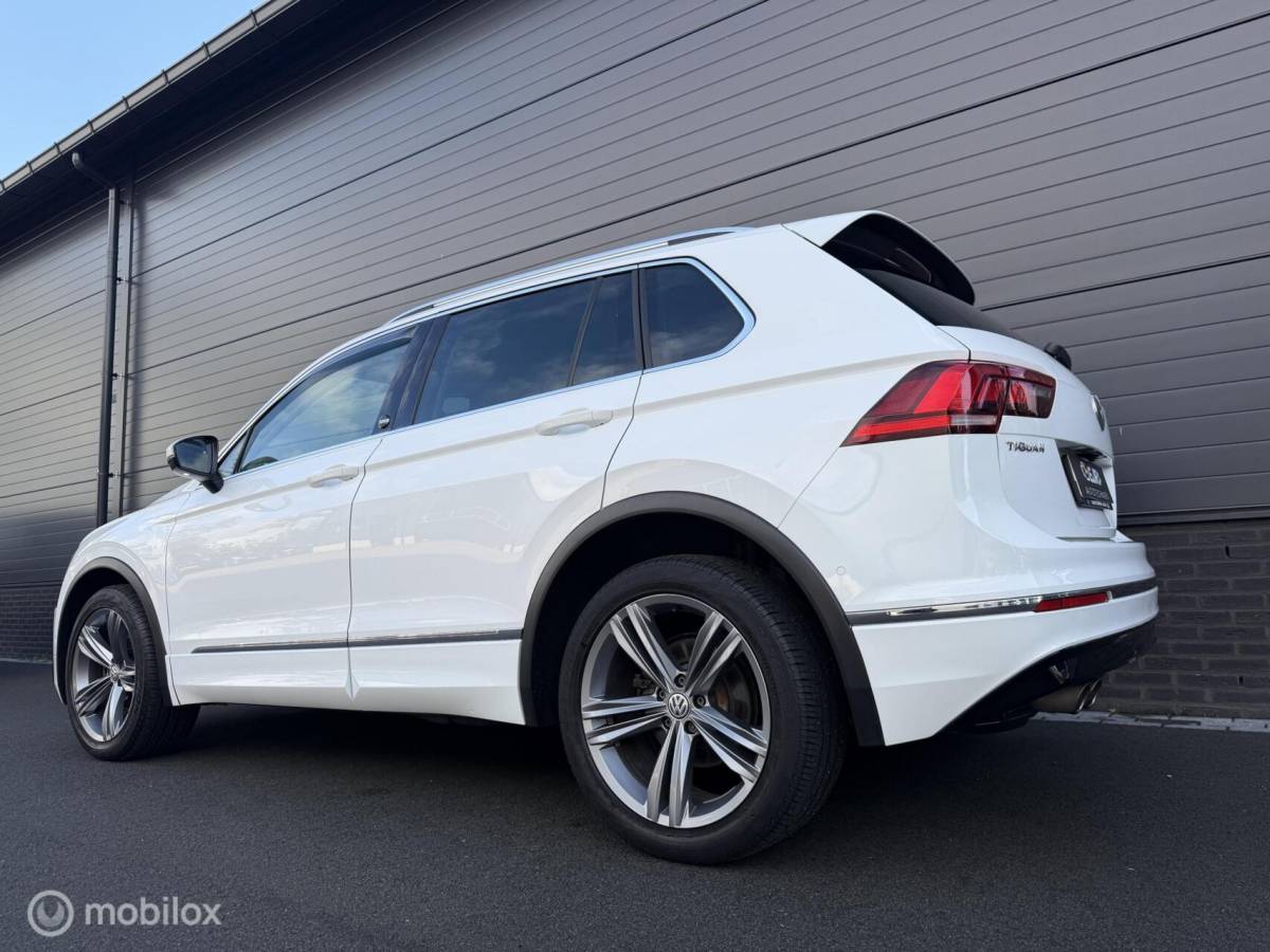 Volkswagen Tiguan Volkswagen Tiguan 1.4 TSI DSG ACT 4Motion R-Line Sound edition