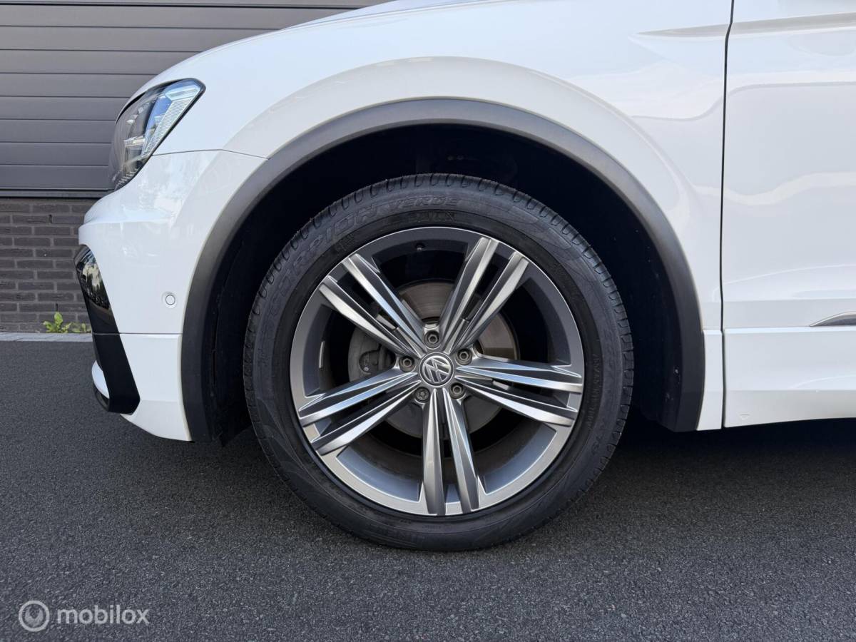 Volkswagen Tiguan Volkswagen Tiguan 1.4 TSI DSG ACT 4Motion R-Line Sound edition