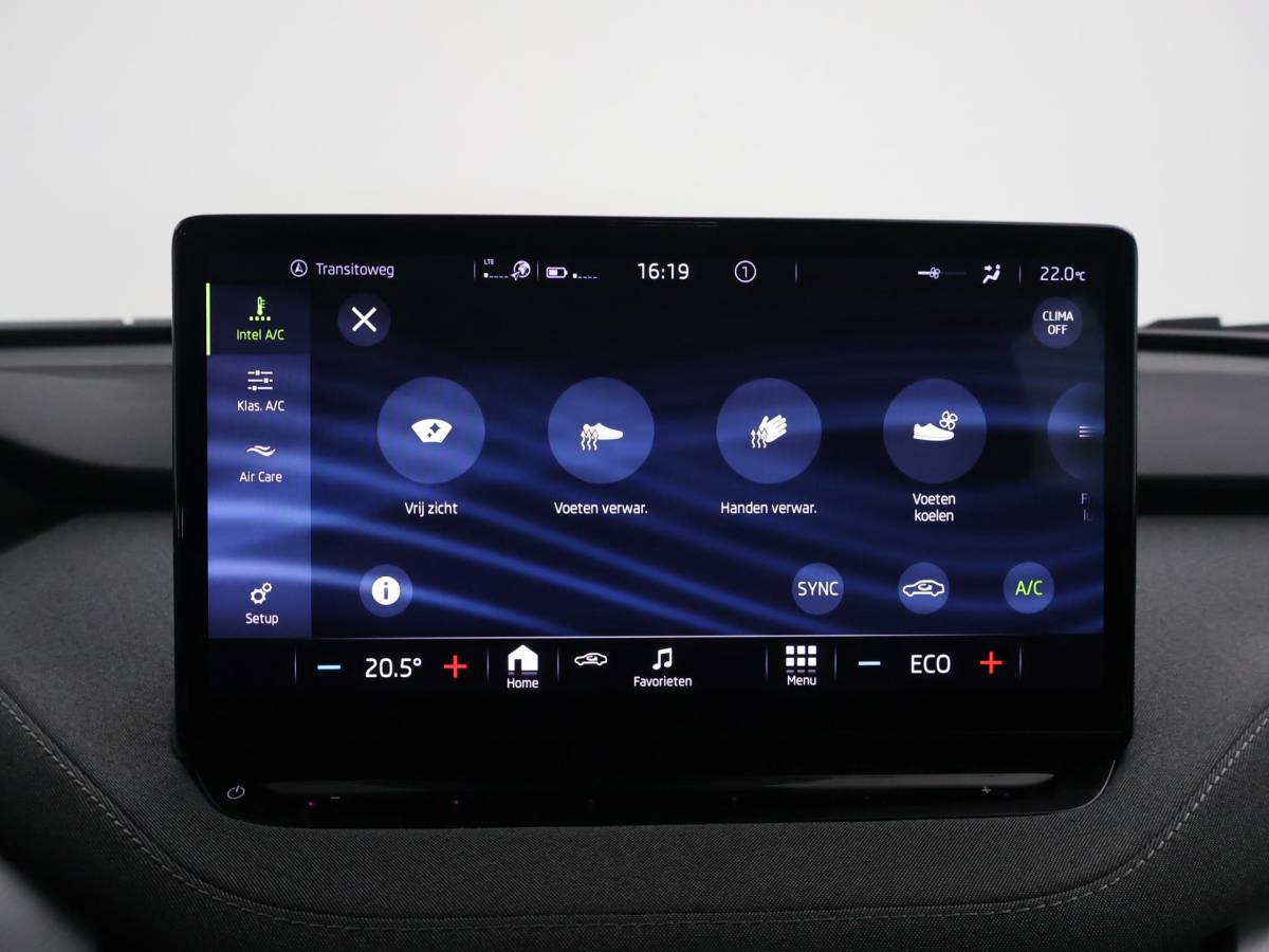 Škoda Enyaq iV Skoda Enyaq iV 60 + SFEERVERLICHTING | APPLE CARPLAY | ANDROID AUTO | DAB