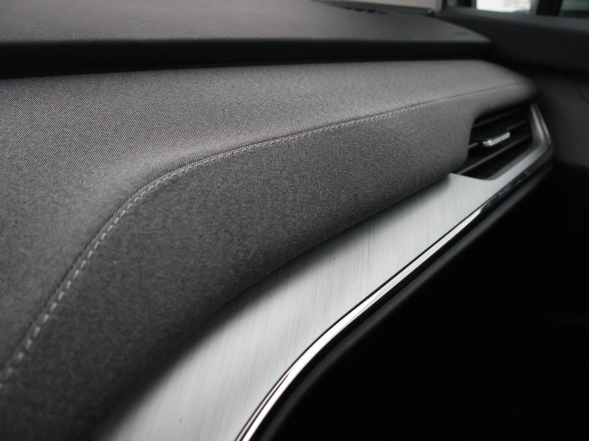 Škoda Enyaq iV Skoda Enyaq iV 60 + SFEERVERLICHTING | APPLE CARPLAY | ANDROID AUTO | DAB