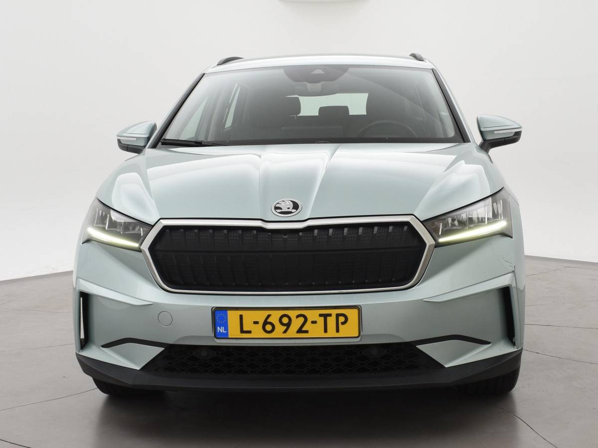 Škoda Enyaq iV Skoda Enyaq iV 60 + SFEERVERLICHTING | APPLE CARPLAY | ANDROID AUTO | DAB