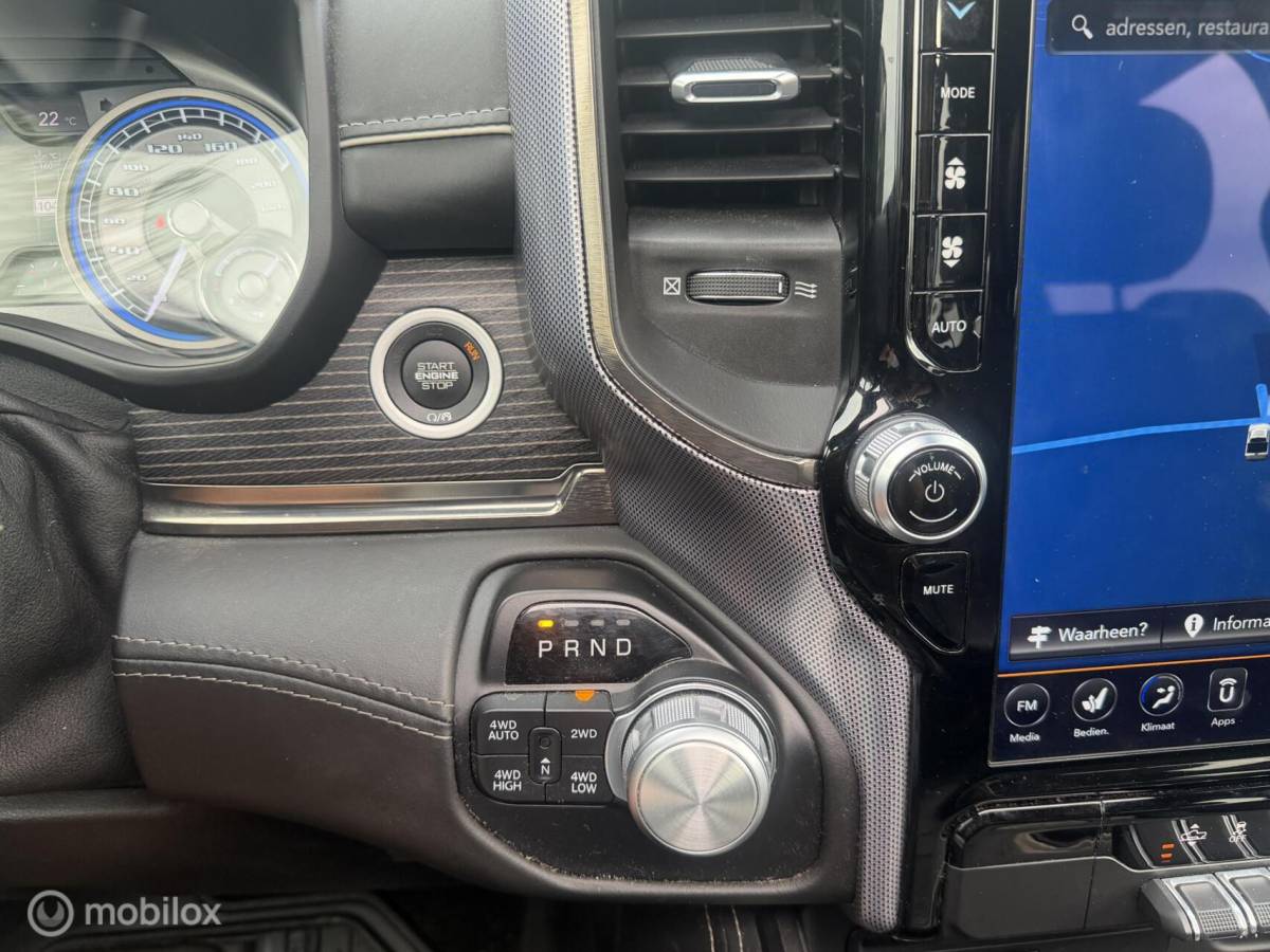 Dodge Ram 1500 Dodge Ram 1500 5.7 V8 4×4 Crew Cab  Limited