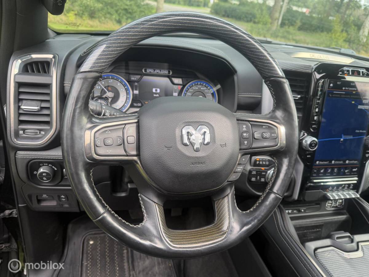Dodge Ram 1500 Dodge Ram 1500 5.7 V8 4×4 Crew Cab  Limited