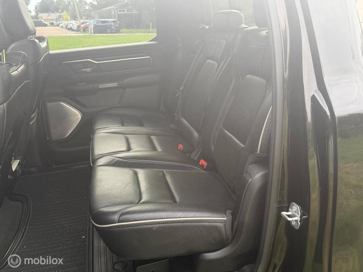 Dodge Ram 1500 Dodge Ram 1500 5.7 V8 4×4 Crew Cab  Limited