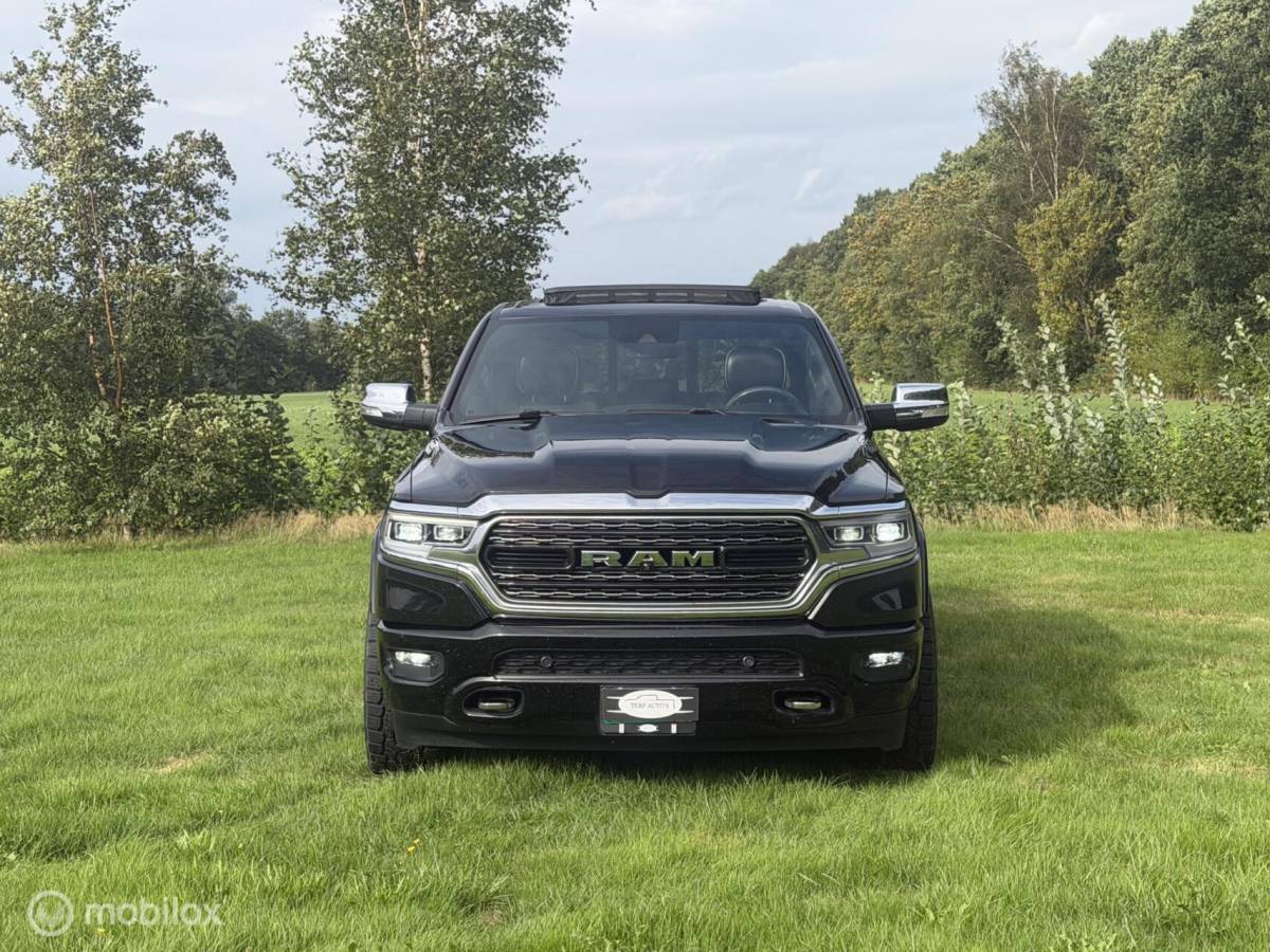 Dodge Ram 1500 Dodge Ram 1500 5.7 V8 4×4 Crew Cab  Limited