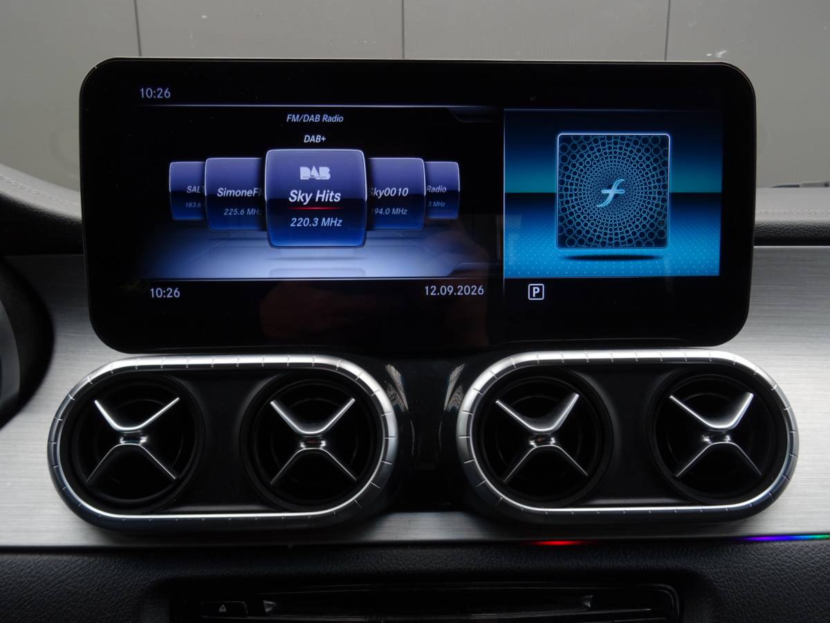 Mercedes-Benz X-Klasse Mercedes-Benz X-klasse 250 d 4-MATIC Progressive * 360 CAM * 19 INCH !!