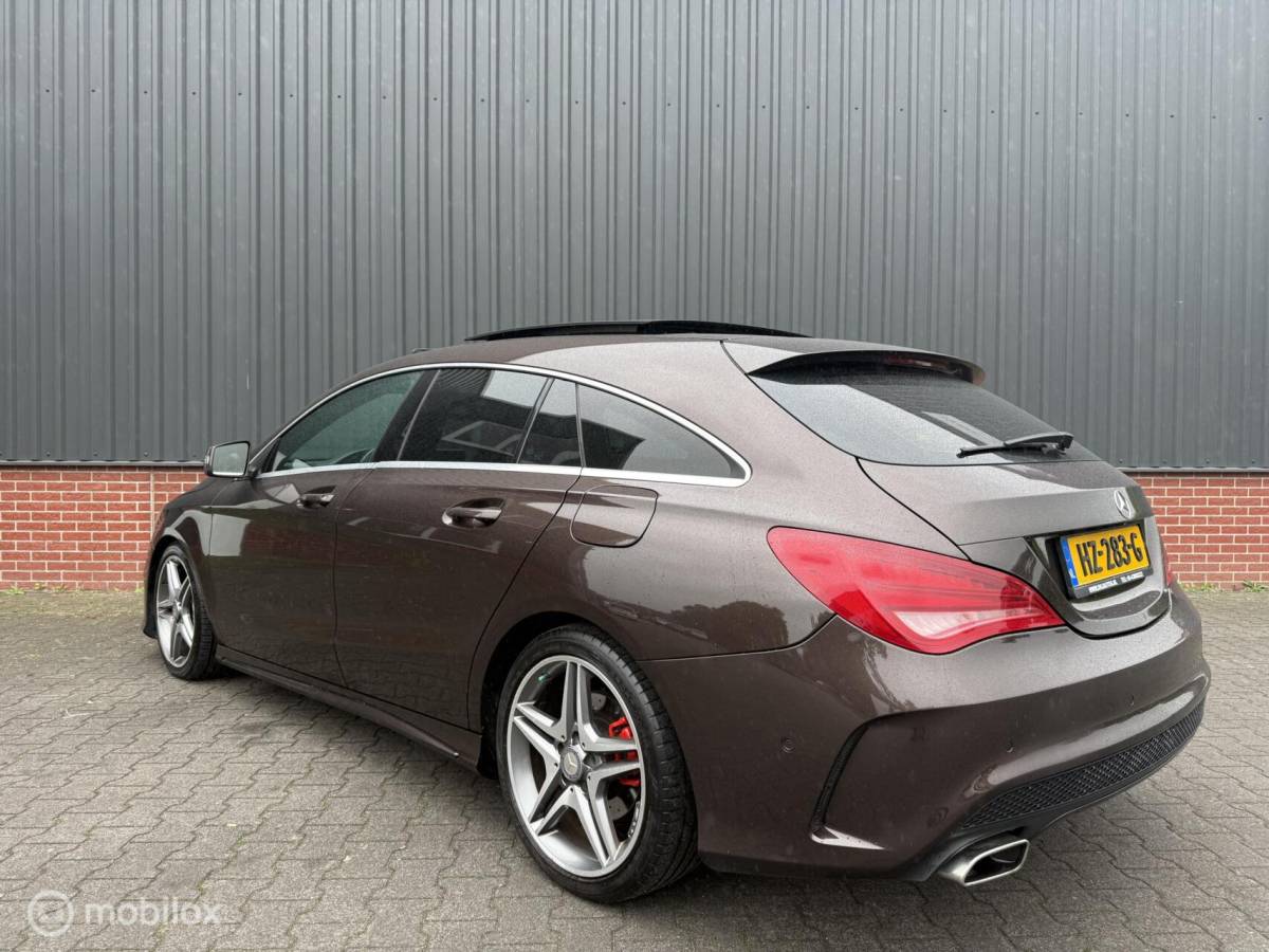 Mercedes-Benz CLA Mercedes CLA-klasse Shooting Brake 180 AMG Panorama Cruise Bluetooth NL Auto 2016